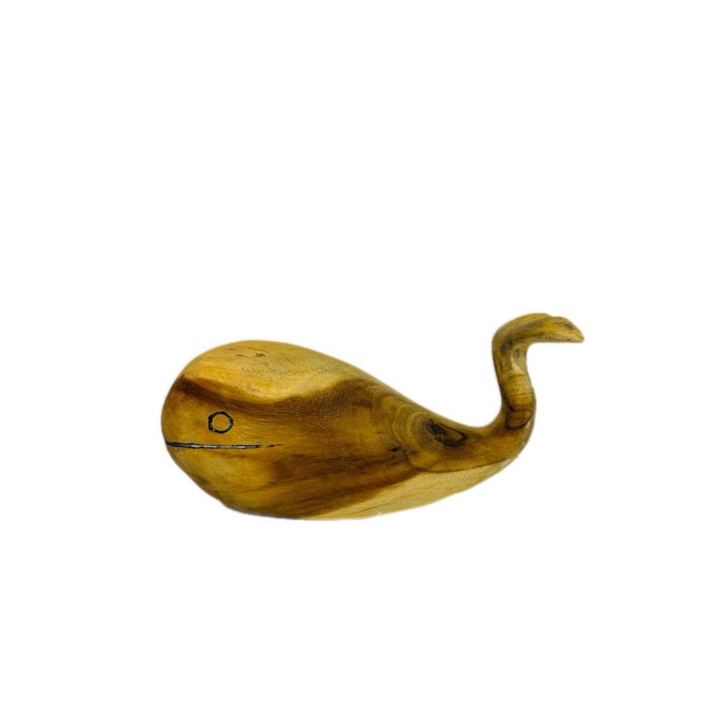 Wooden Whale Decor – Coastal-Style Timber Ornament, Sanded & Wax-Finished, Nautical Home Decor.