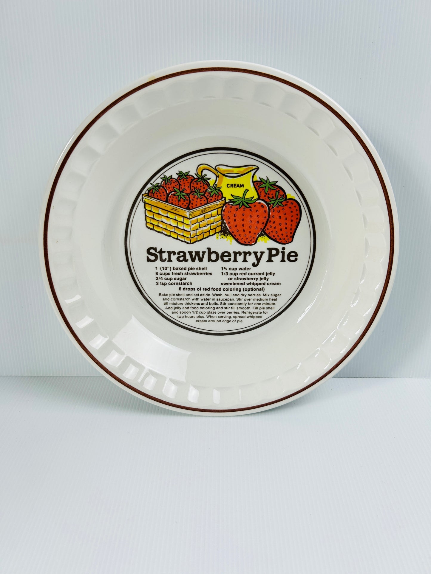 Vintage Strawberry Pie Recipe Dish Made in Korea Retro Ceramic Pie Plate Baking Dish 27cm
