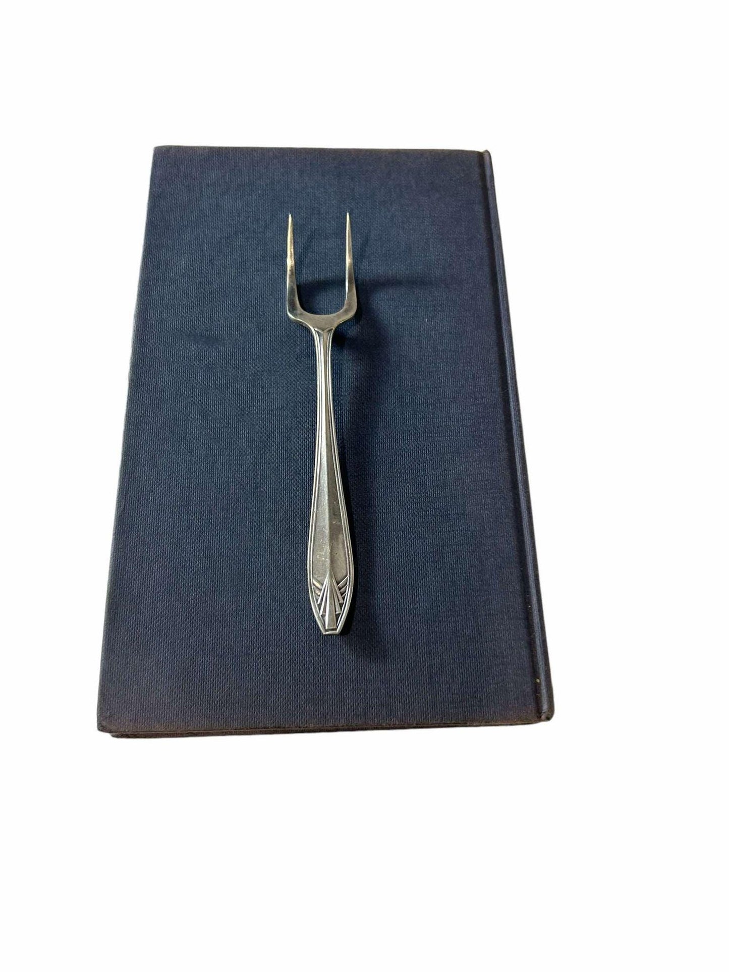 Vintage Art Nouveau Pickle Fork: EPNS Serving Flatware