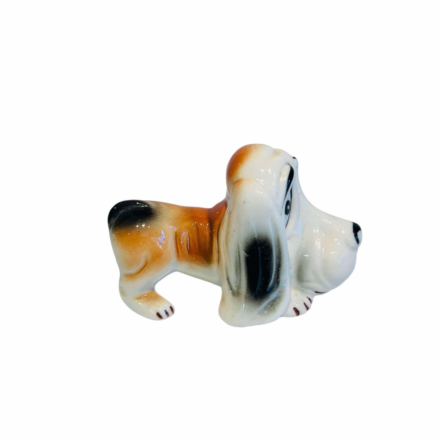Vintage Dog Figurine, Bassett Hound Collectible Hillbilly Dog Statue.