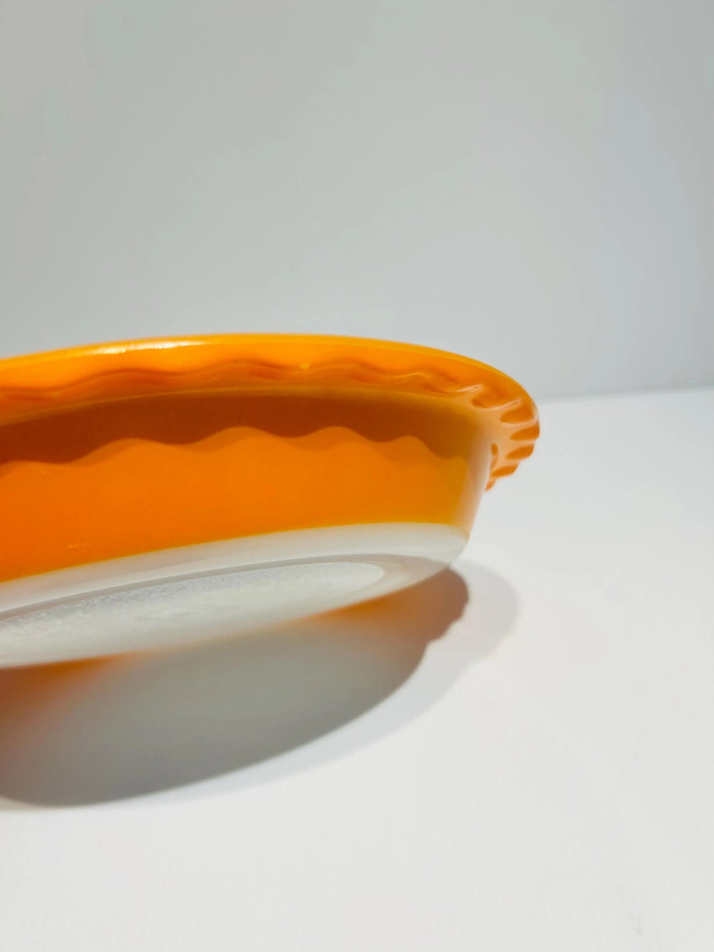 Retro Orange Pie Dish - Crown Pyrex  – 23 cm Scalloped Milk Glass – Made in Australia