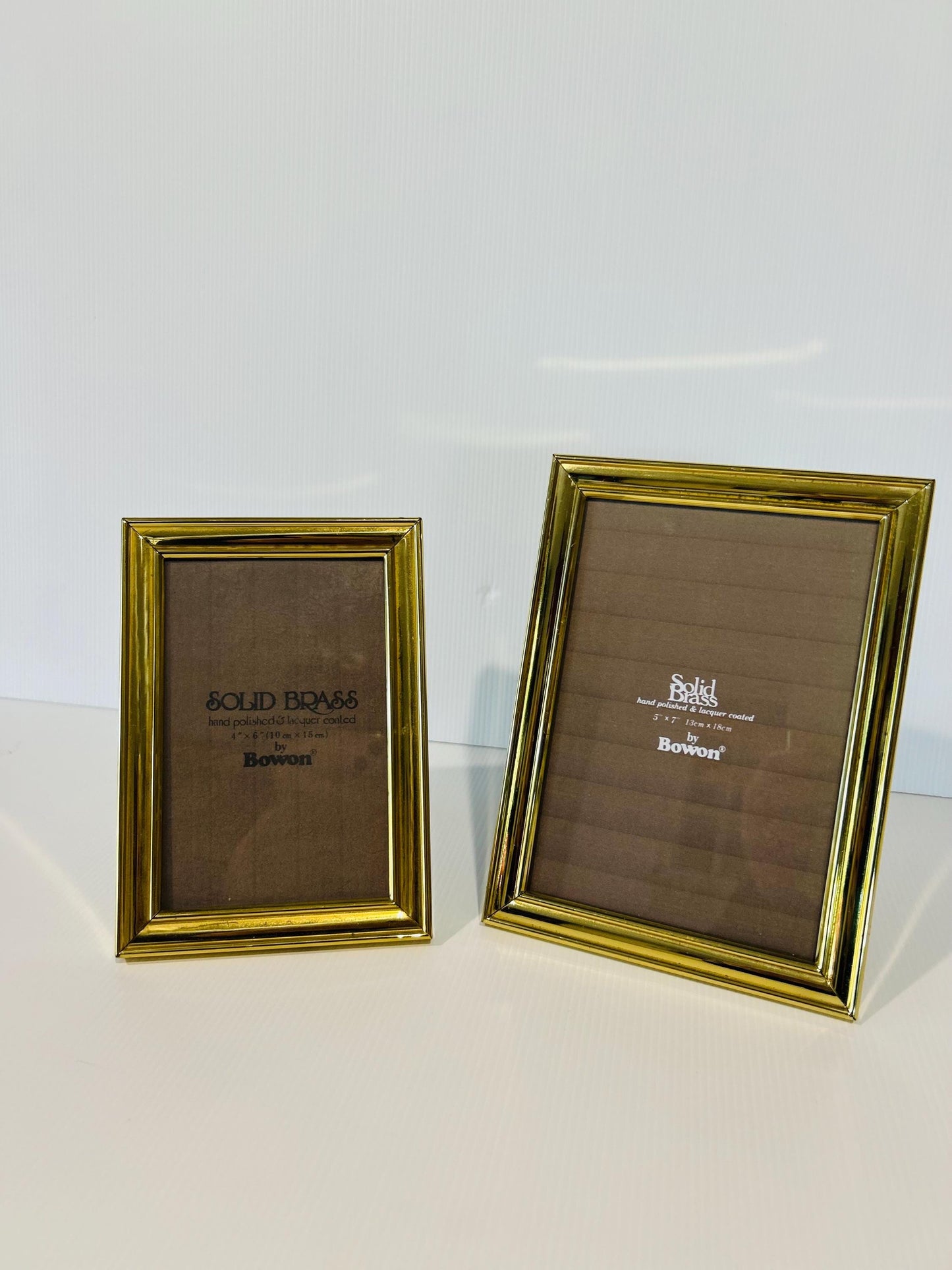 Solid Brass Picture Frame: Hand Polished Home Decor (13 x 18cm)