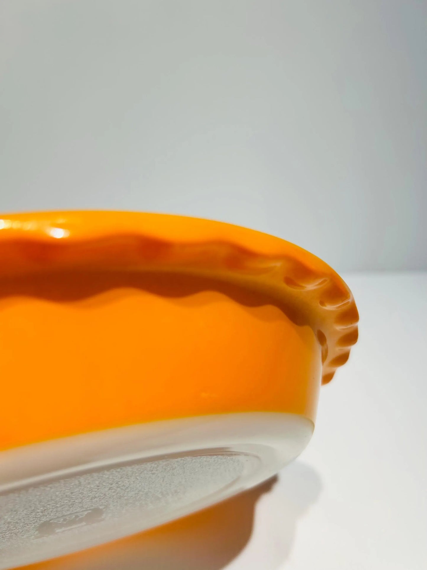 Retro Orange Pie Dish - Crown Pyrex  – 23 cm Scalloped Milk Glass – Made in Australia
