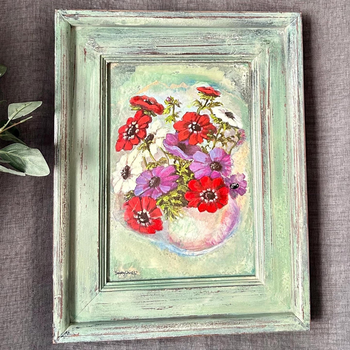 Decoupage Floral Mirror Art: Upcycled Vintage Frame, Acrylic Accents