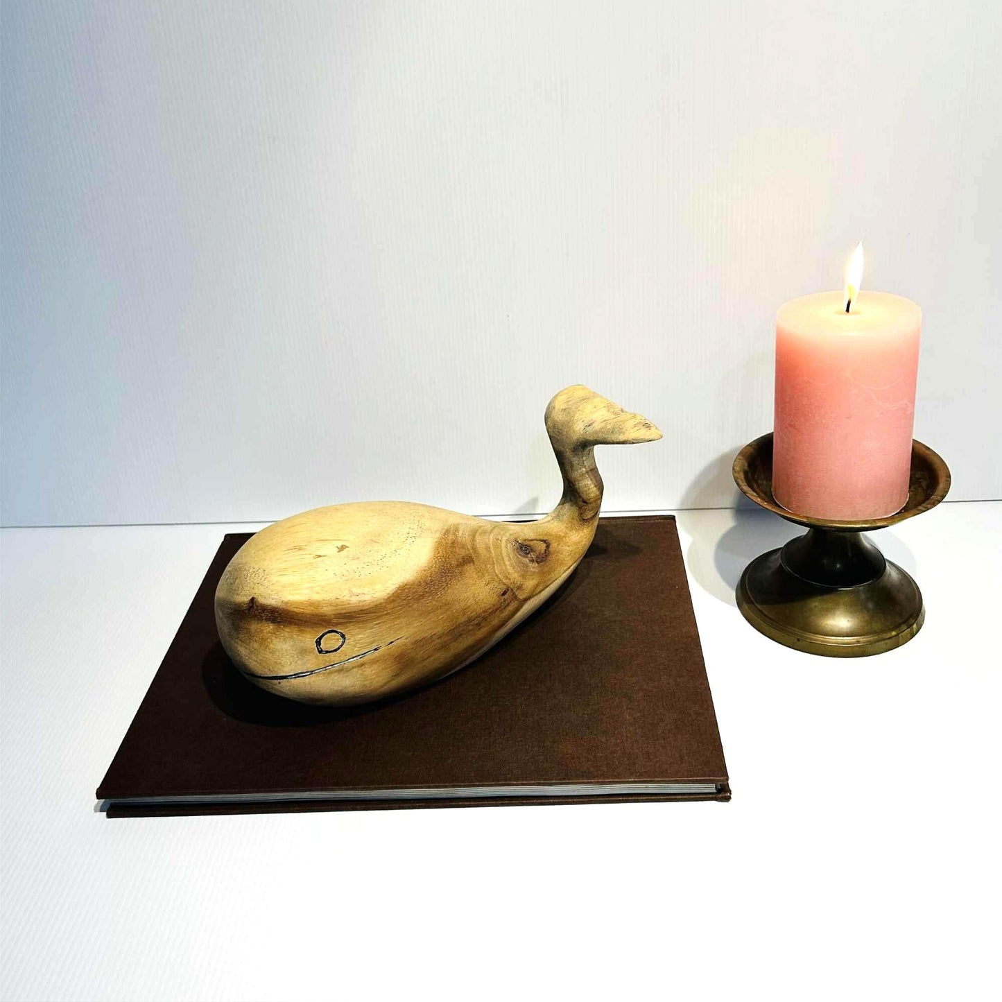 Wooden Whale Decor – Coastal-Style Timber Ornament, Sanded & Wax-Finished, Nautical Home Decor.