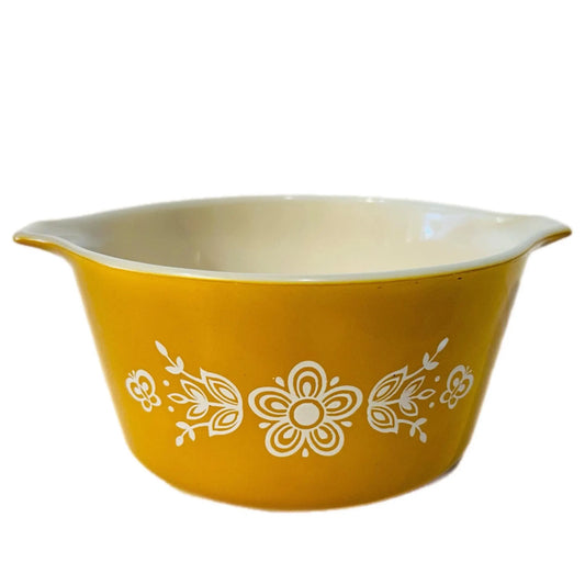 Vintage Pyrex Butterfly Gold Casserole Dish: 1-Qt Retro Kitchen Decor