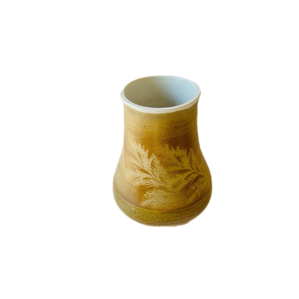 Rustic Speckled Pottery Vase: Earthy Glazed Finish, Signed GD