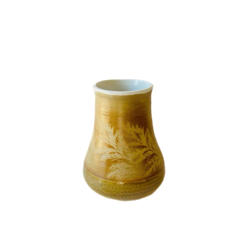 Rustic Speckled Pottery Vase: Earthy Glazed Finish, Signed GD