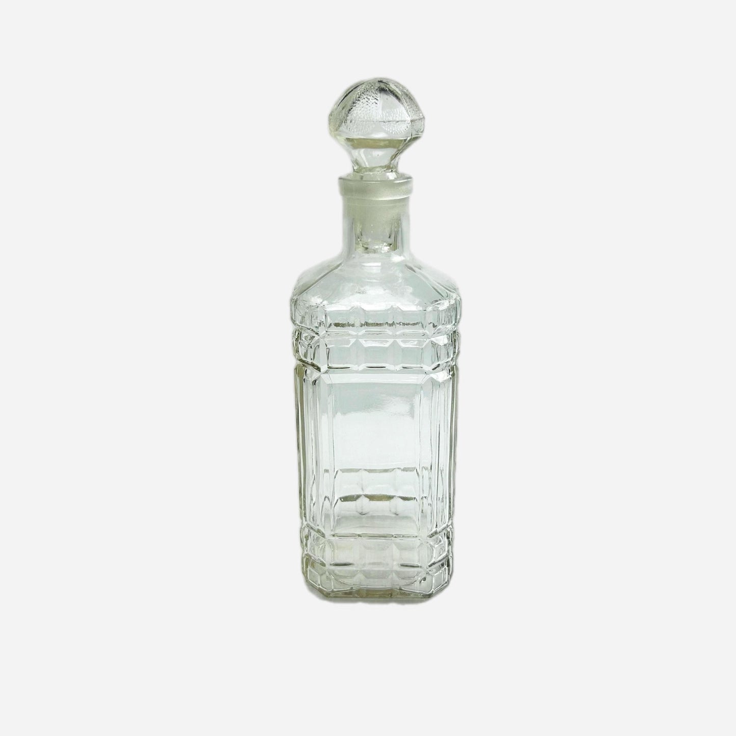 Vintage Square Glass Whiskey Decanter with Stopper: Retro Barware (26cm)